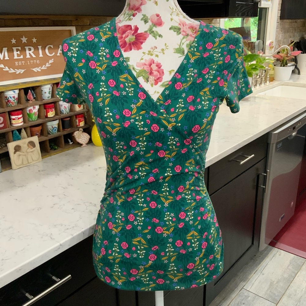 Boden Womens Size 2 Short Sleeve Wrap Top Shirt Bright Floral Green New With Tag